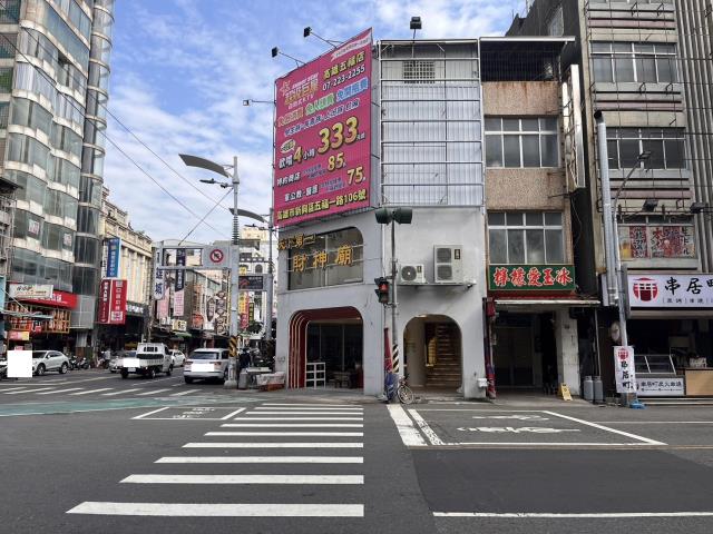 高雄新興區透天-2