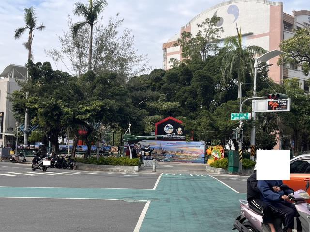 高雄新興區透天-5