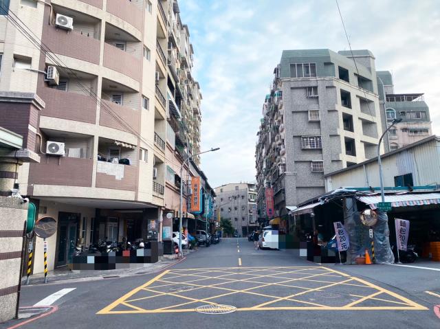 高雄華廈-11