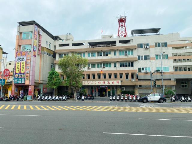 高雄鼓山透天-11
