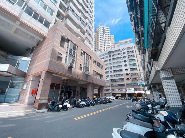 高雄三民區大樓-2